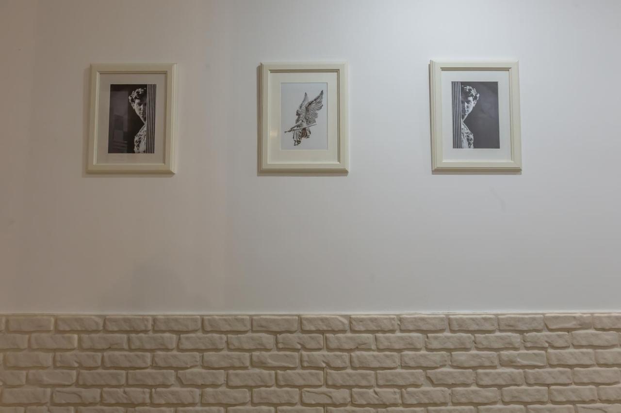 Apartment Imperium House - Con Giardino Privato, 3 Minuti Da Metro Piazza Bologna, A-c,