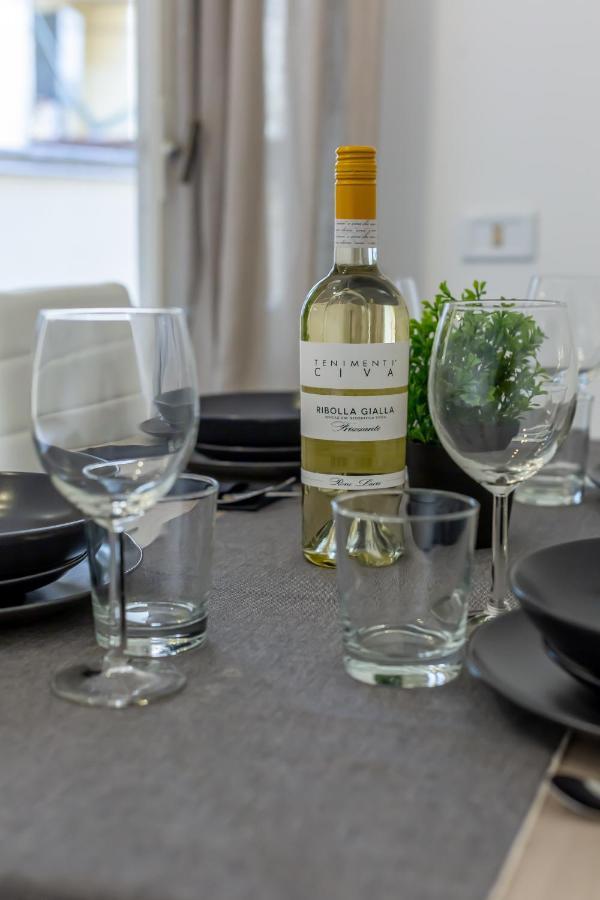 Imperium House - Con Giardino Privato, 3 Minuti Da Metro Piazza Bologna, A-c, Apartment Rome