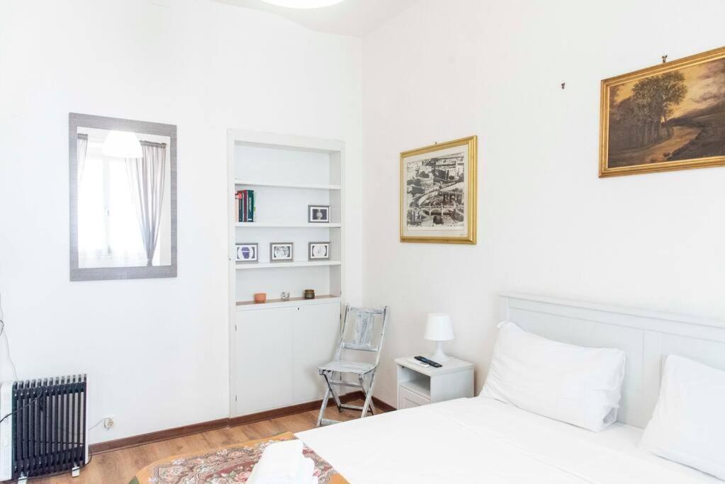 La Casa Di Marisela In Via Emanuele Filiberto Apartamento *