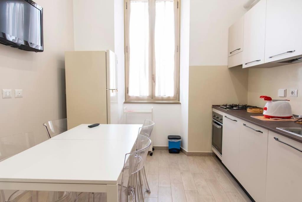 Domus Viola In San Giovanni Apartment
