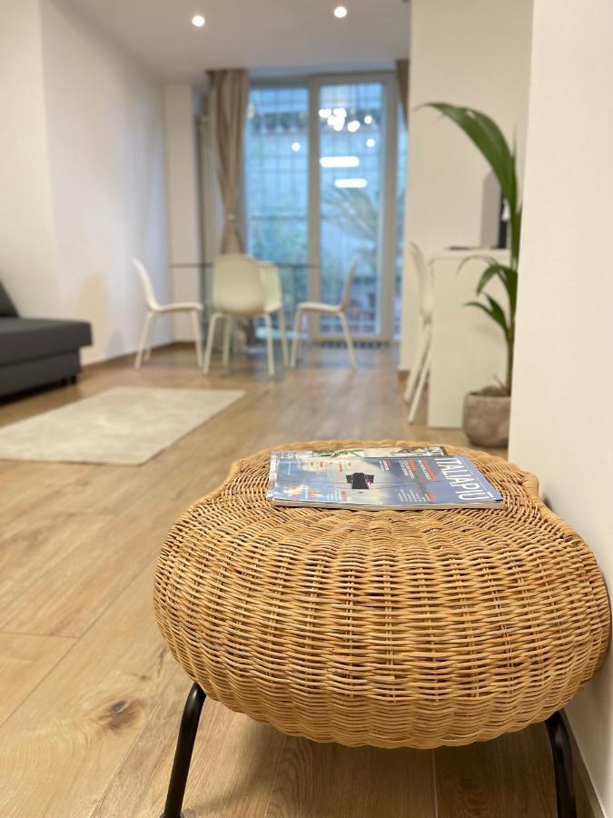 Green Home Apartment *