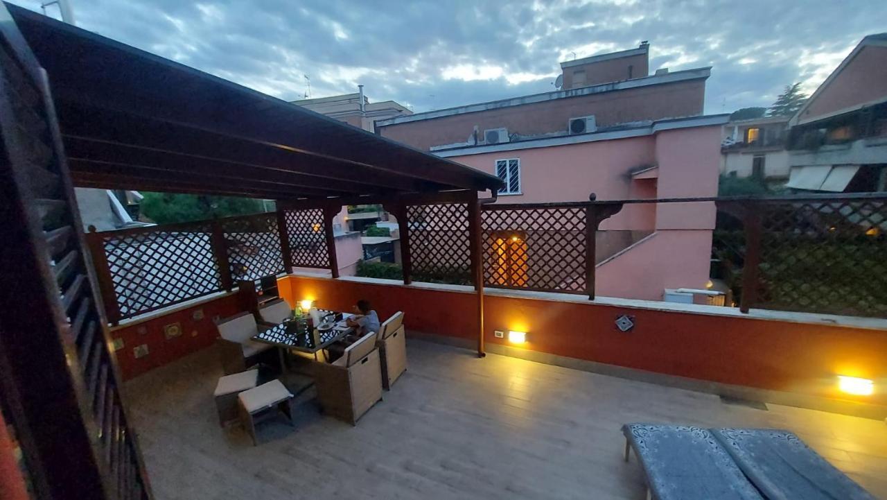 Terrace Of Roma