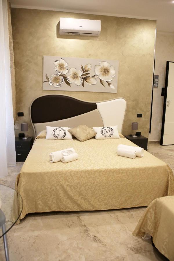 Jadore Monic Guest house *
