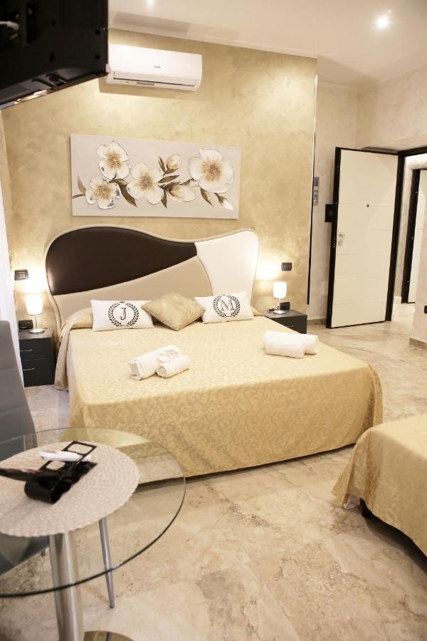 Jadore Monic Guest house