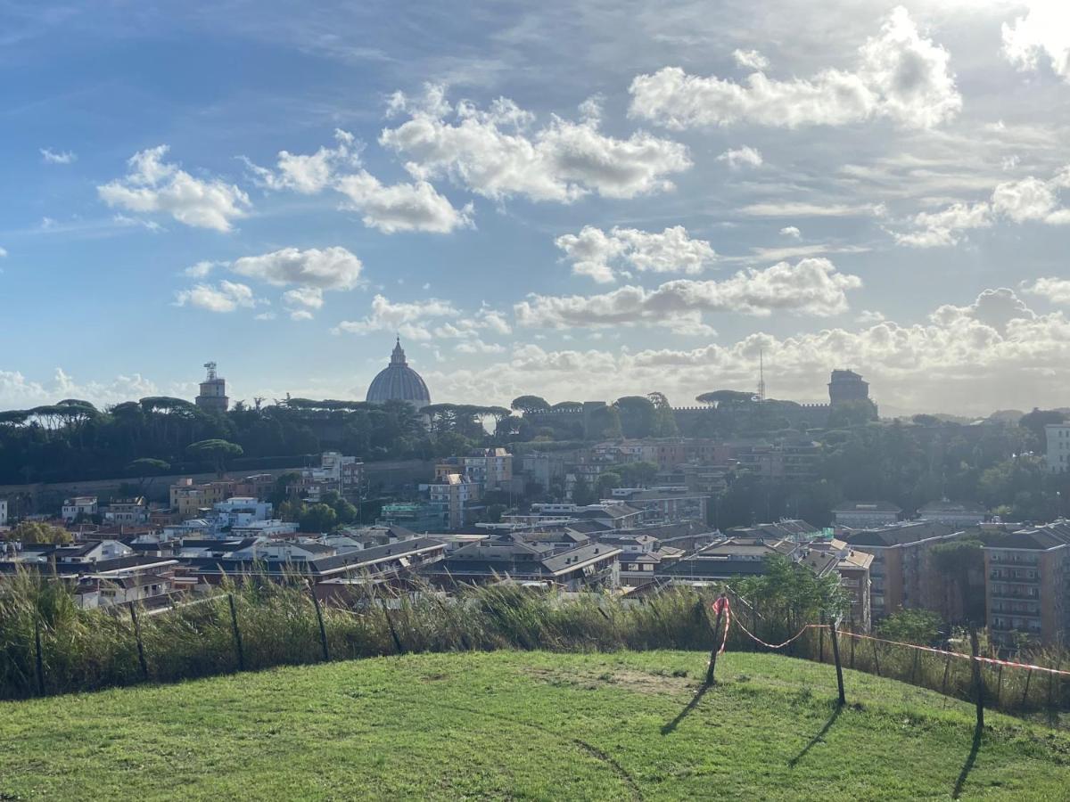 Blessy Vaticano Apartment