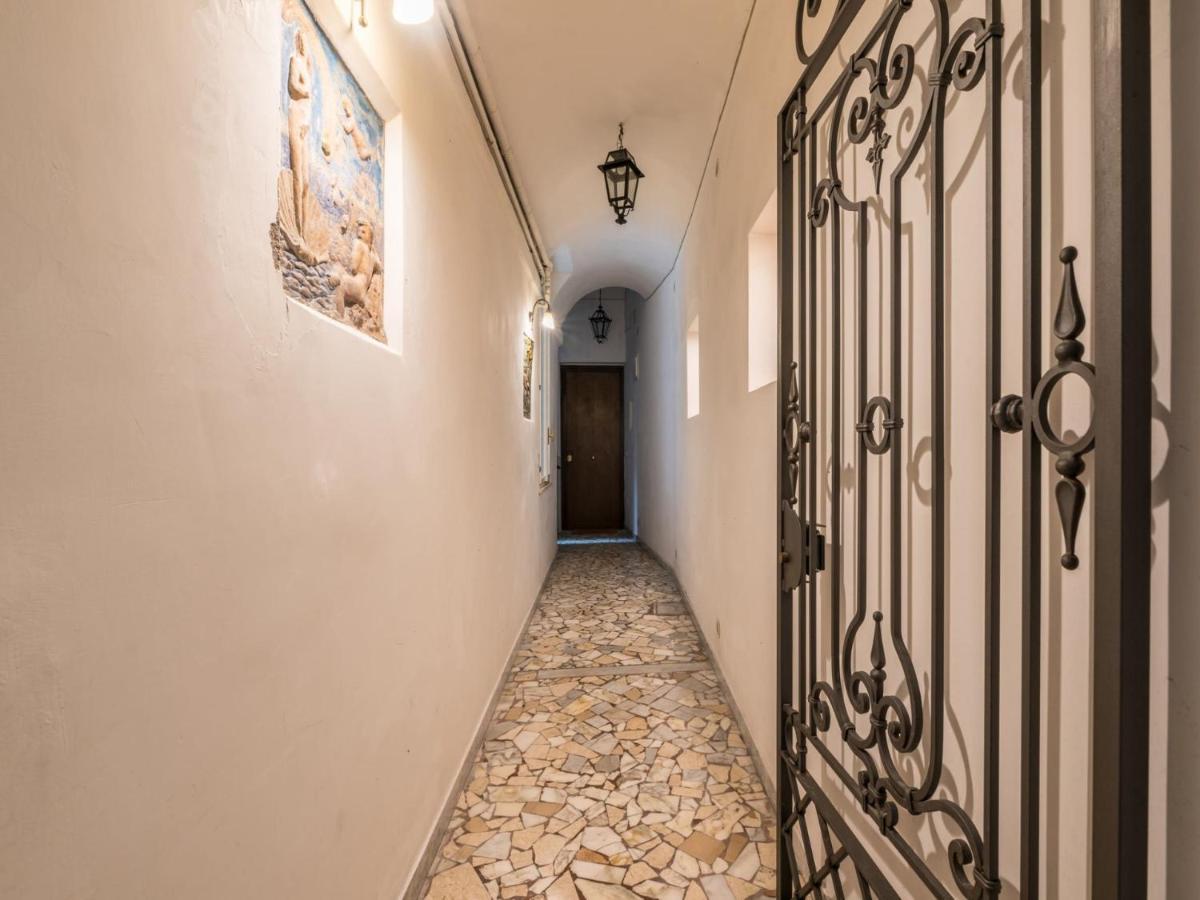 Apartamento The Rent - Large A Few Steps From The Trevi Fountain