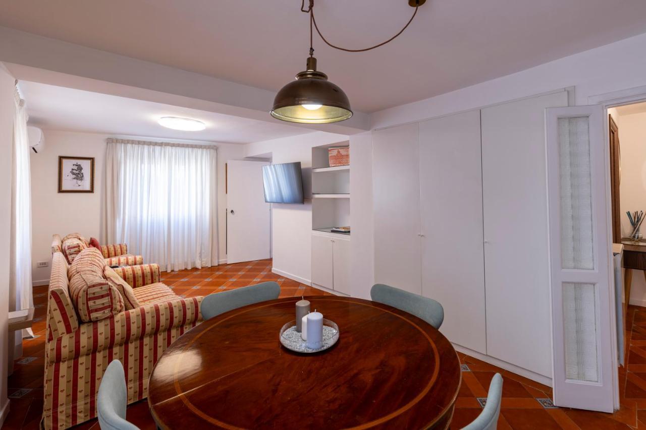 Apartment Parlamento Luxury