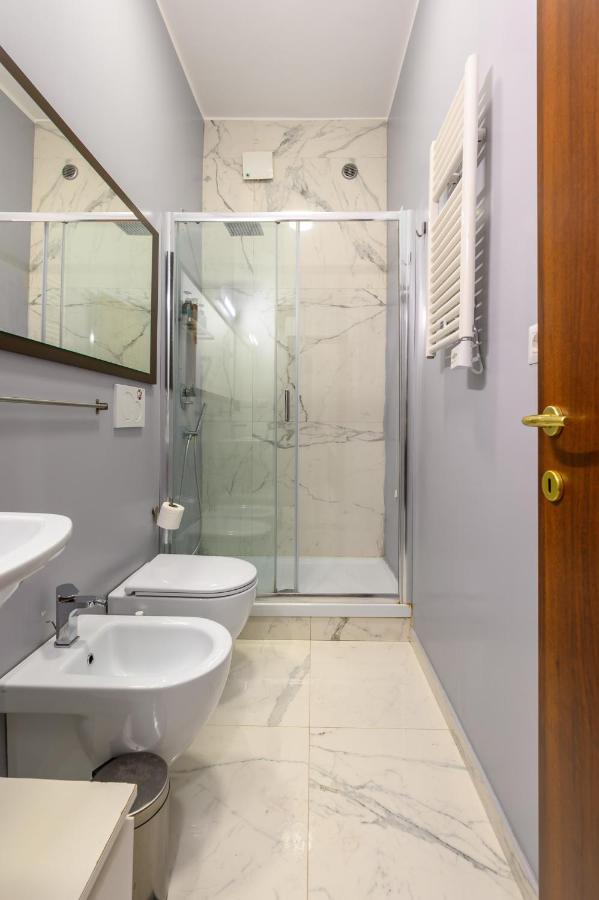 Apartment Sermidesei Rom