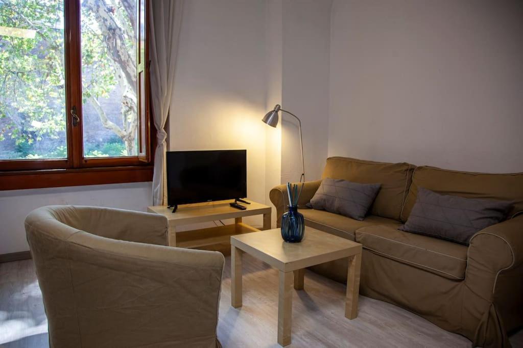 Marignoli Loft Near Borghese, Explore Roma