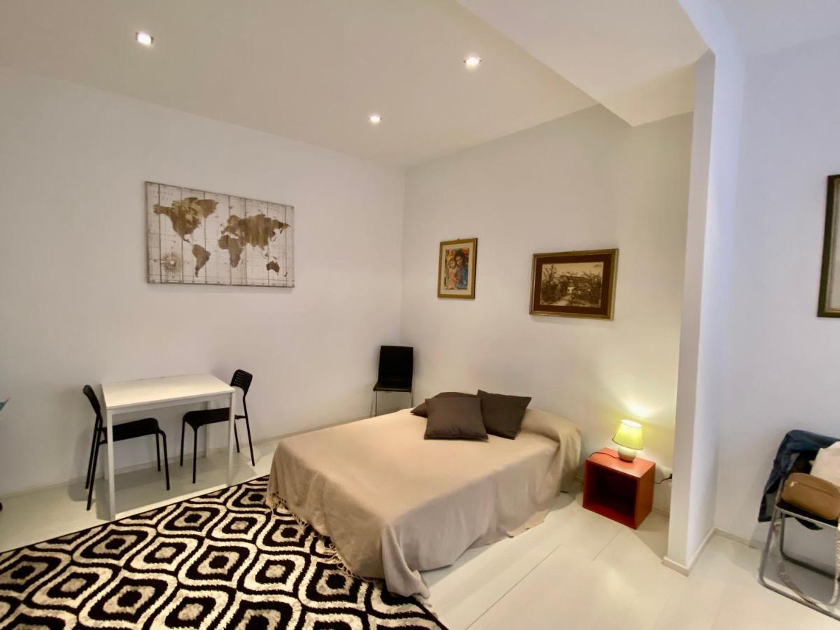 Frezza Business Office & Lounge *