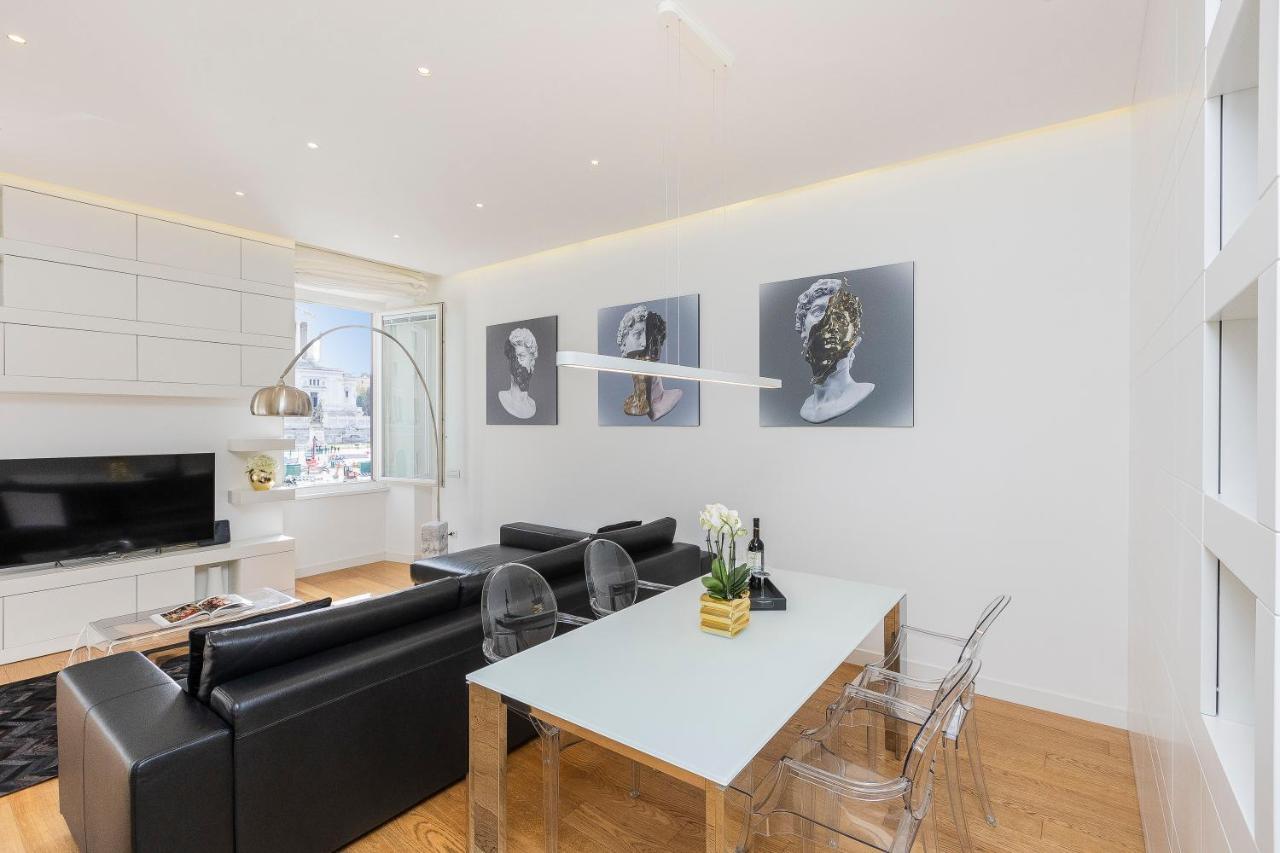Amazing Vista Piazza Venezia Apartment *