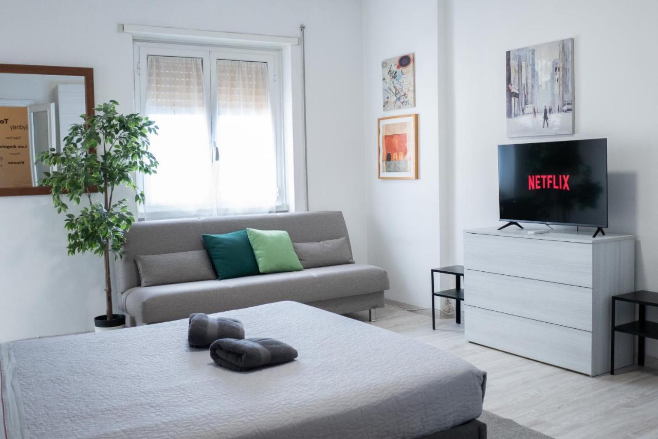 Apartment Nonna Pina Moderno Vicino Metro Awifi,netflix Rom