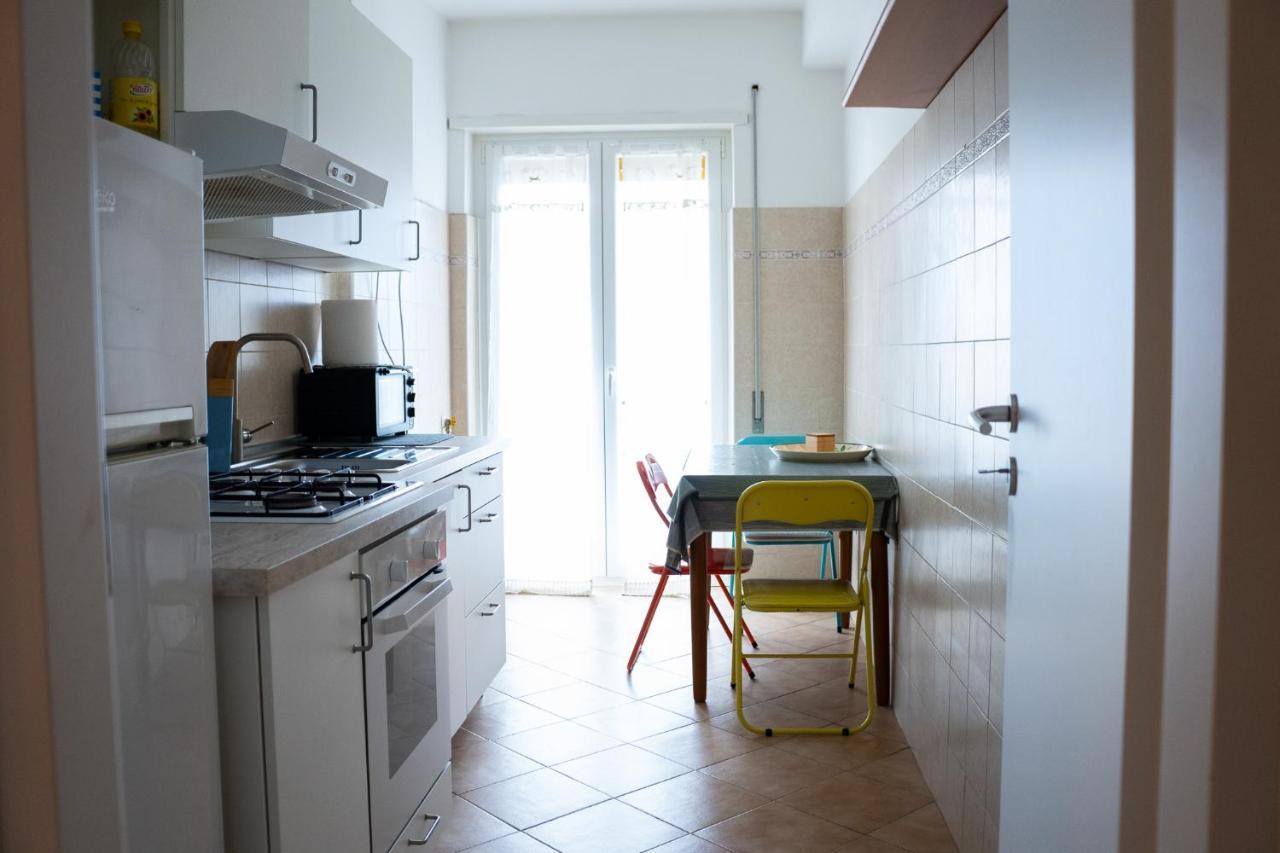Nonna Pina Moderno Vicino Metro Awifi,netflix Apartamento
