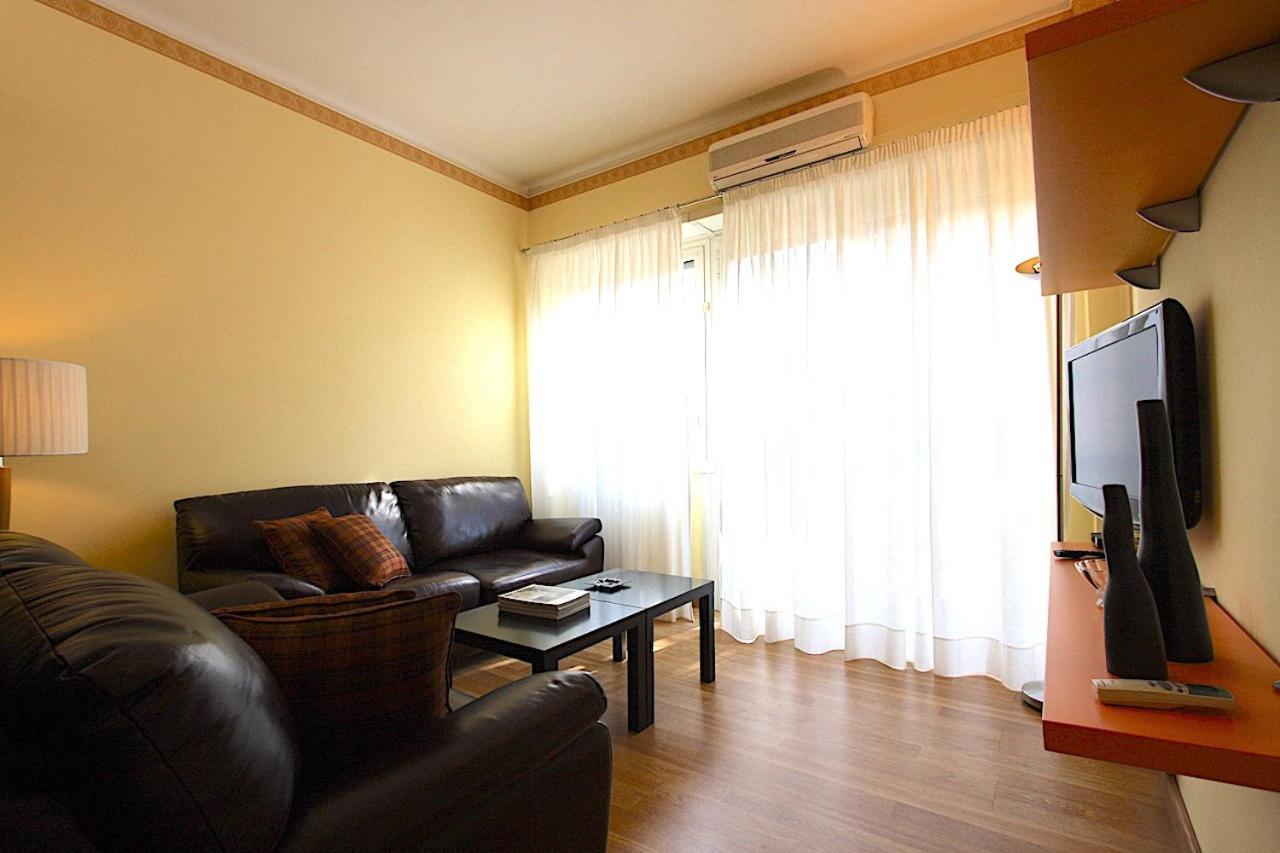 Corso Francia 1br Apartment *
