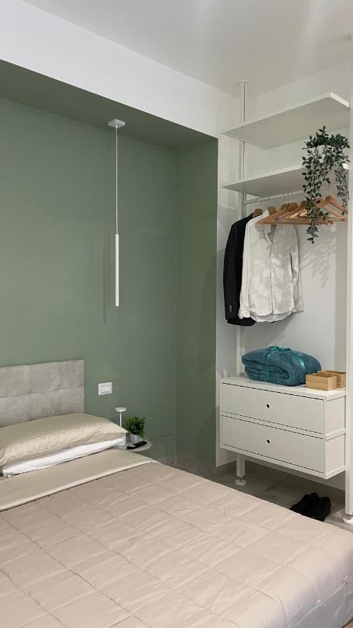633 Appia Design Roma