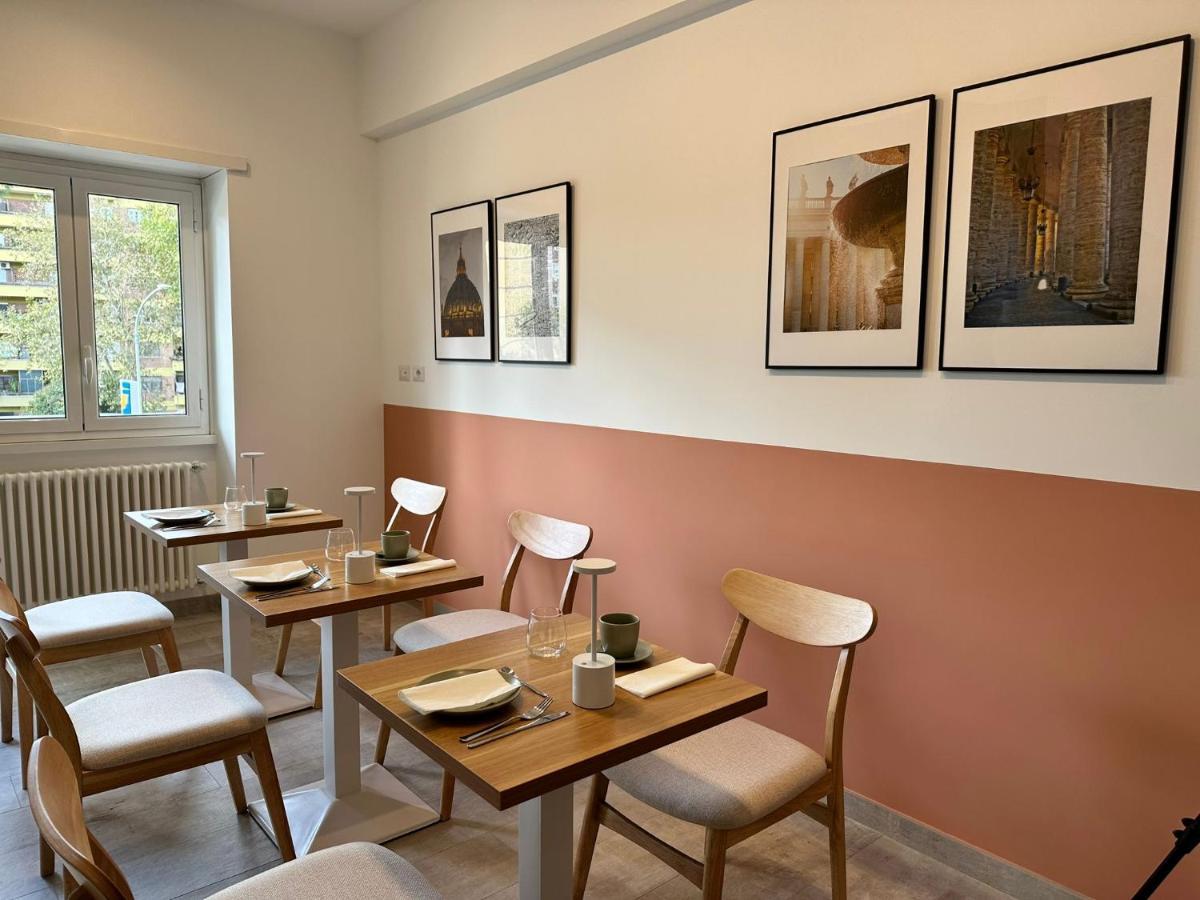 633 Appia Design * Roma