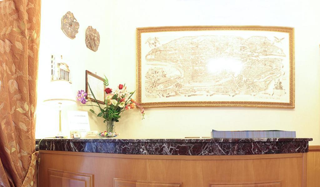 Euro Quiris Hotell