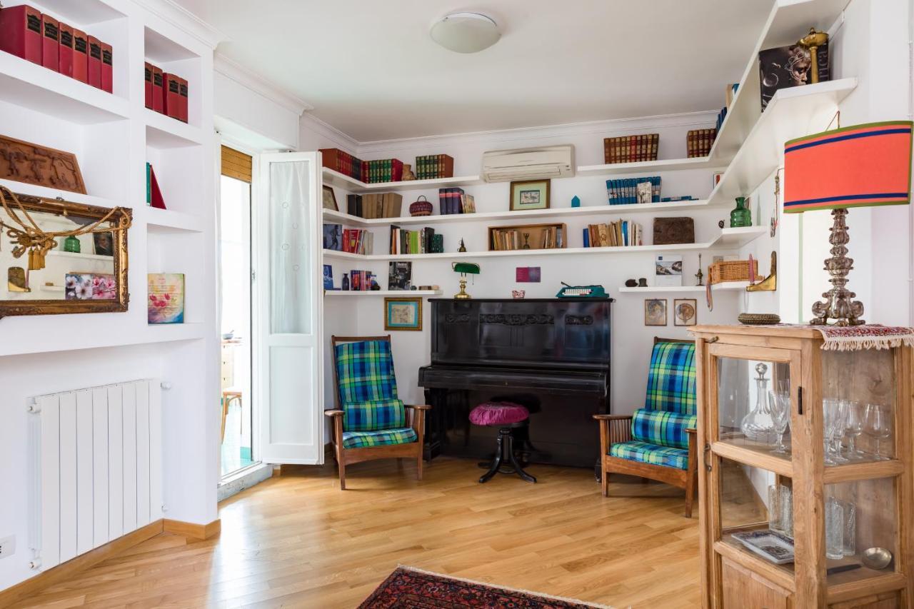 Apartment Floor With Terrace Rom