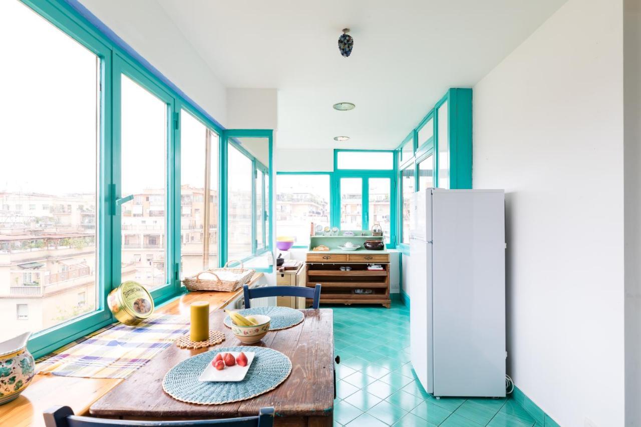 Floor With Terrace Rom