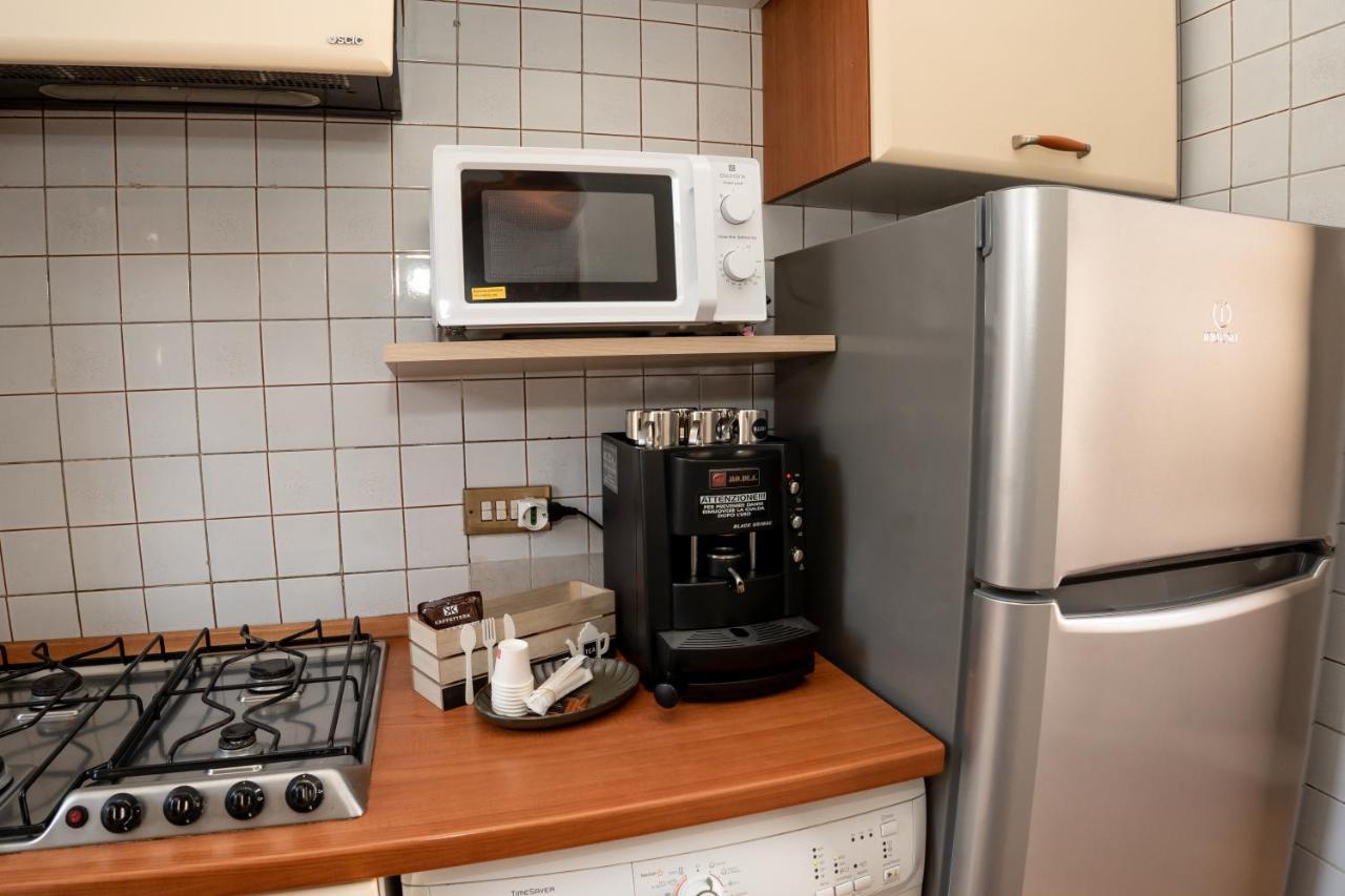 Roofrhome Apartment Rom