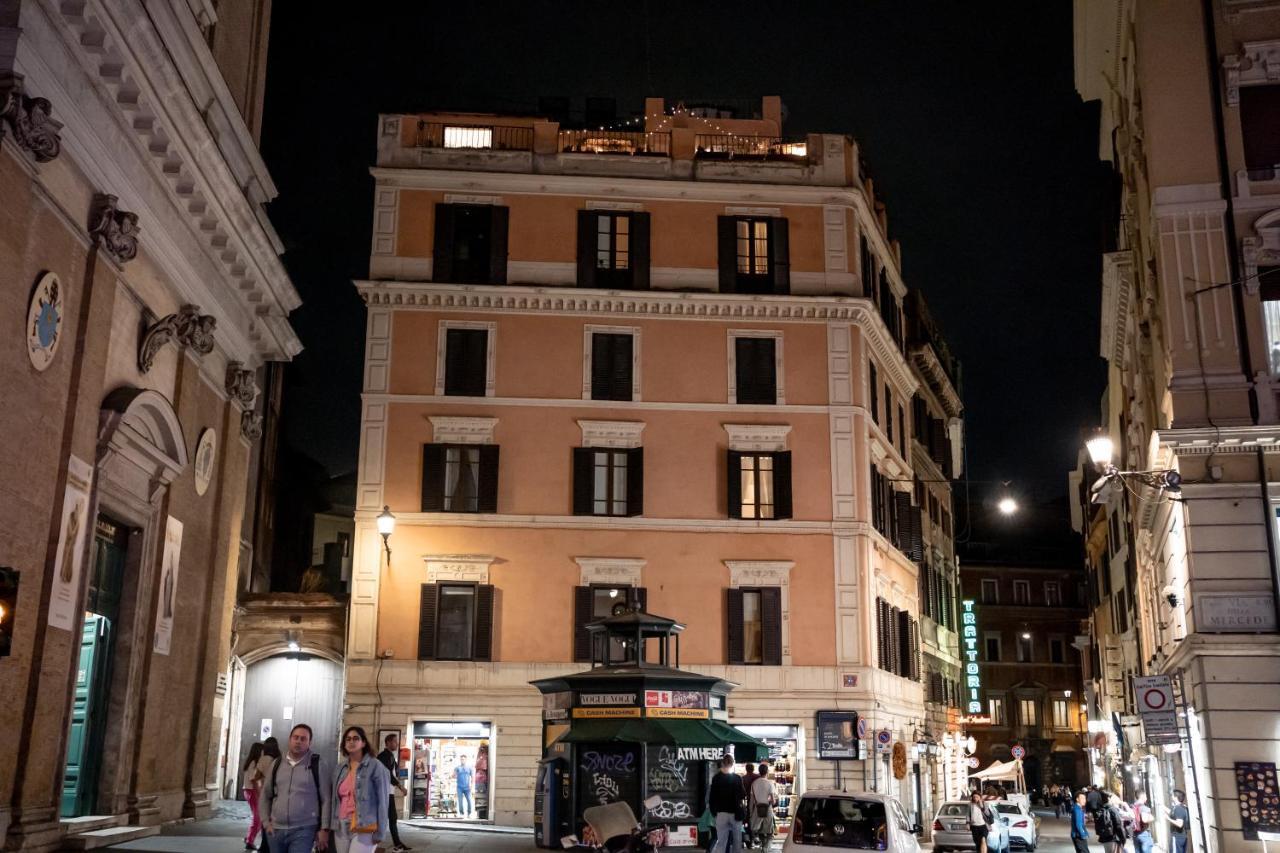 Apartment Roofrhome Rom