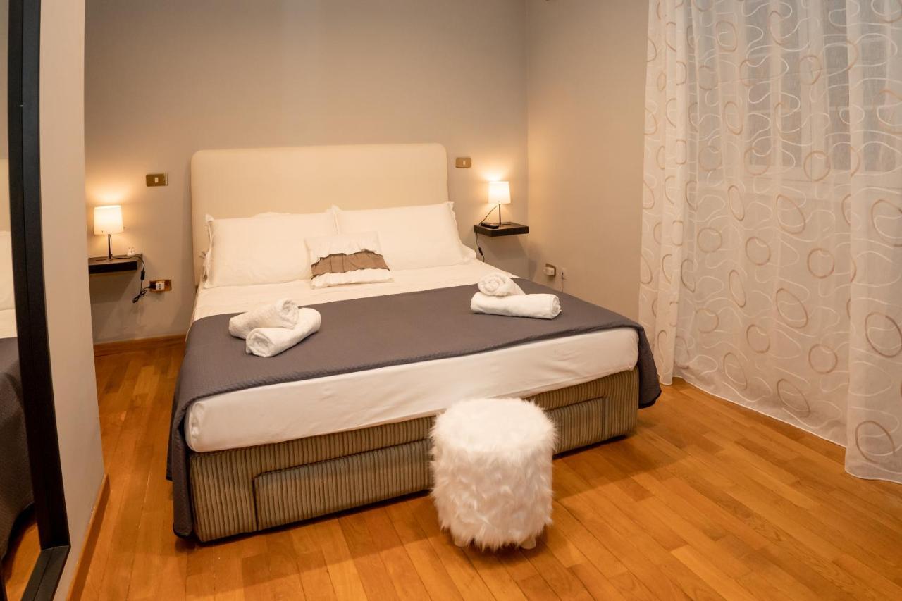 Roofrhome Roma