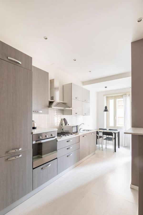 -stazione Tiburtina•metro•wi-fi•netflix Apartamento *