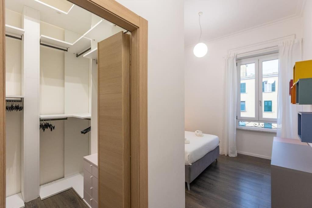 Elegant Near The Colosseum And Metro * Roma