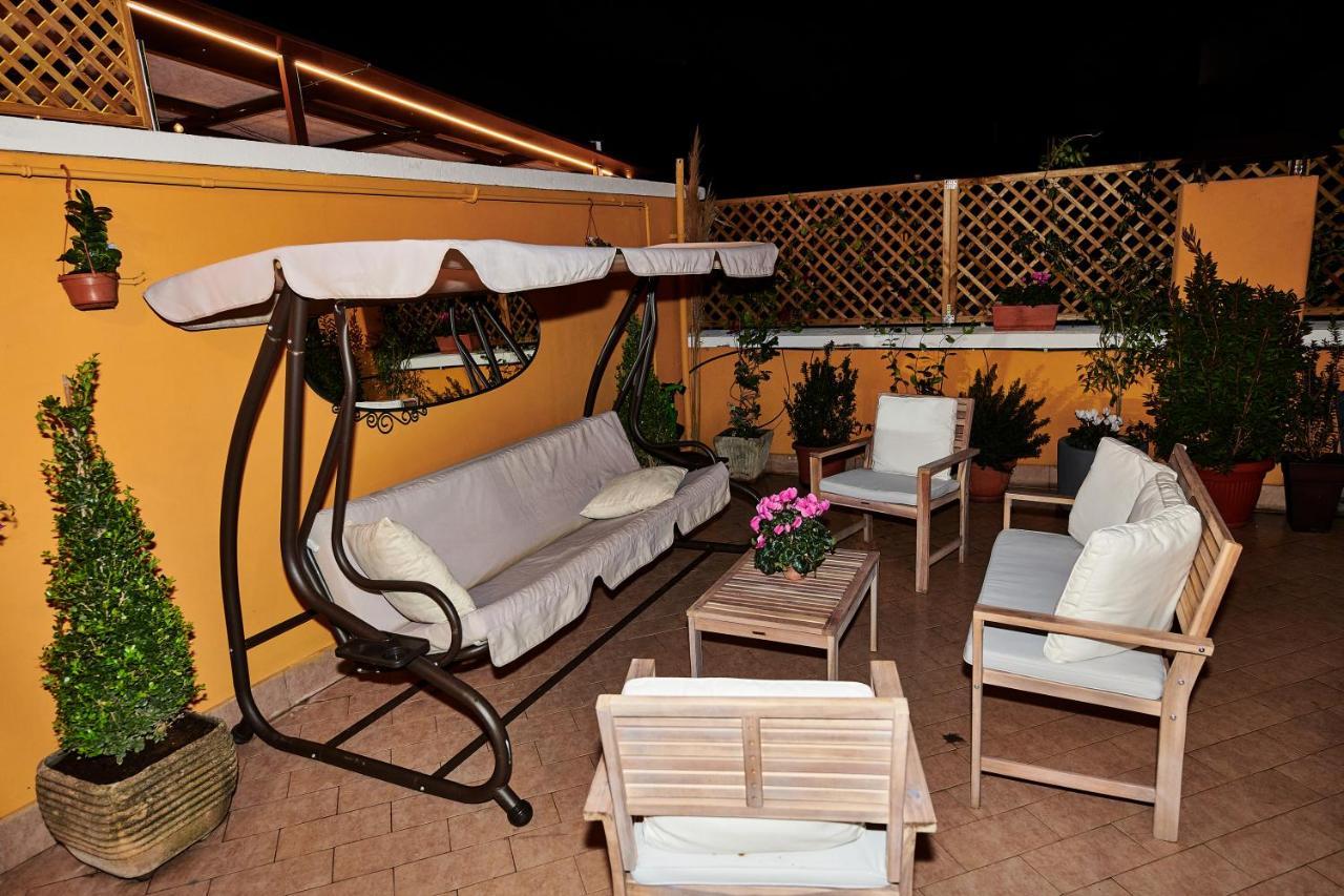 Terrace - Meospiti Penthouse Rom