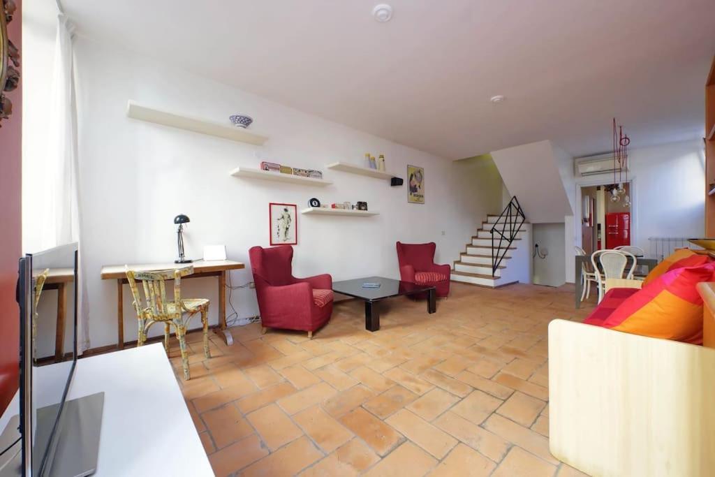 Monserrato2 Apartamento *