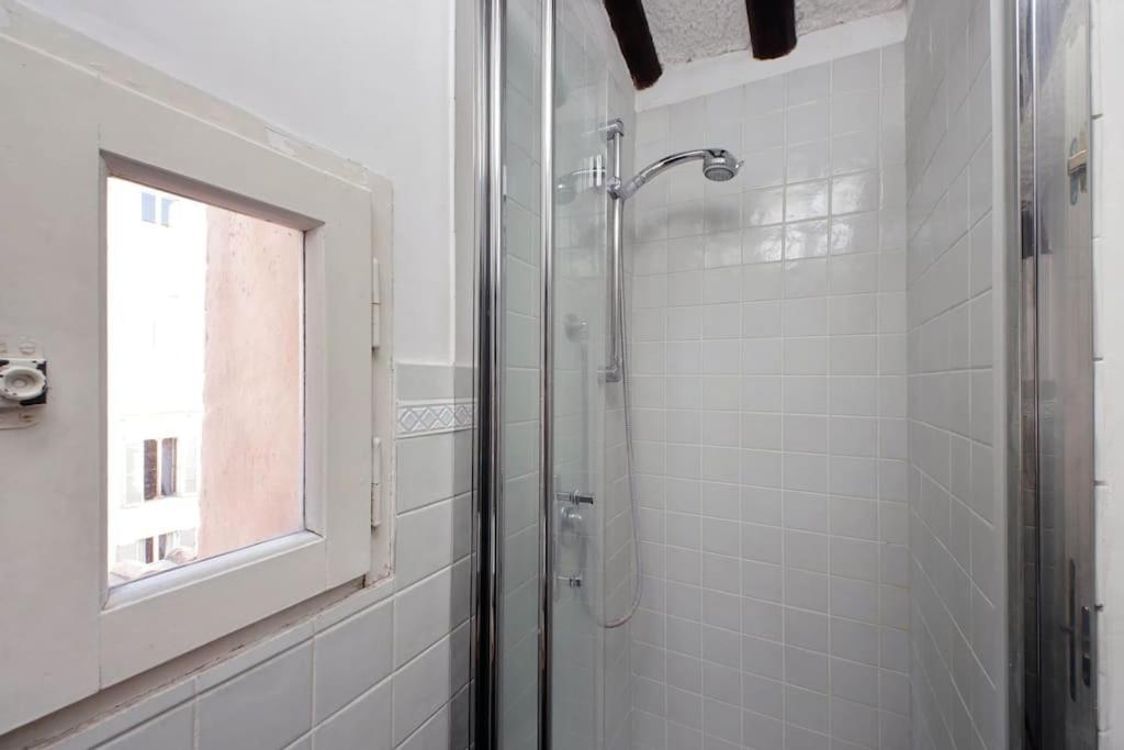 Monserrato2 Apartamento