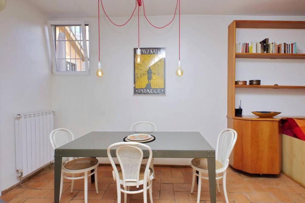 Monserrato2 Apartamento