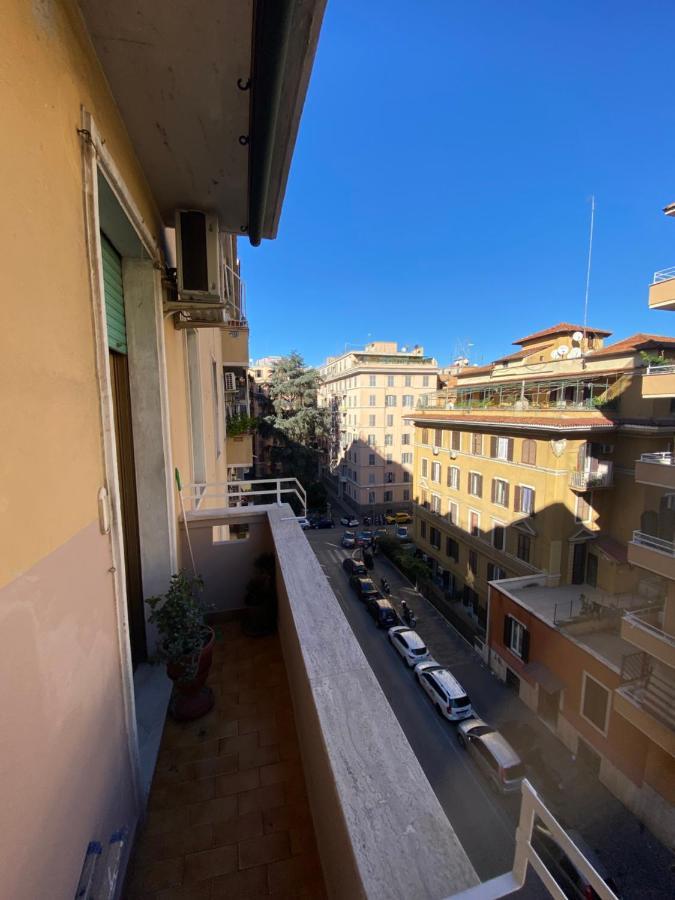 Aura * Roma