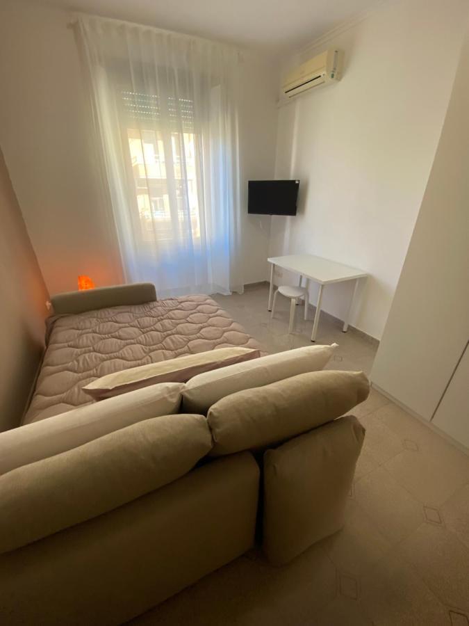 Aura * Roma
