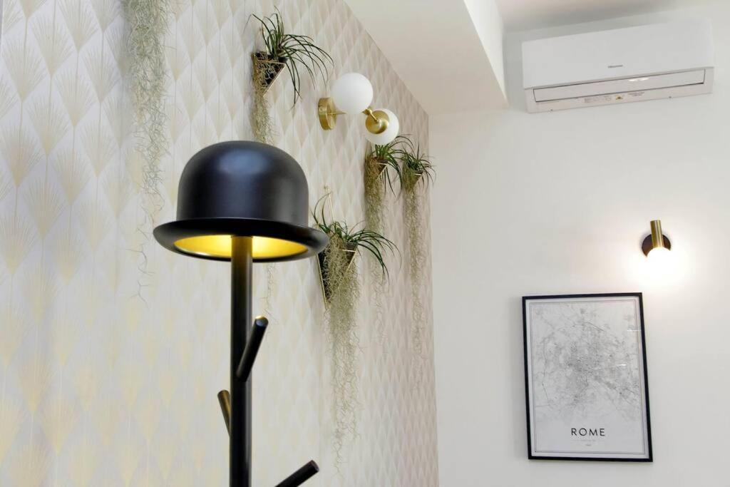 Apartamento Ych Trilocale Finemente Arredato Vicino Metro Roma