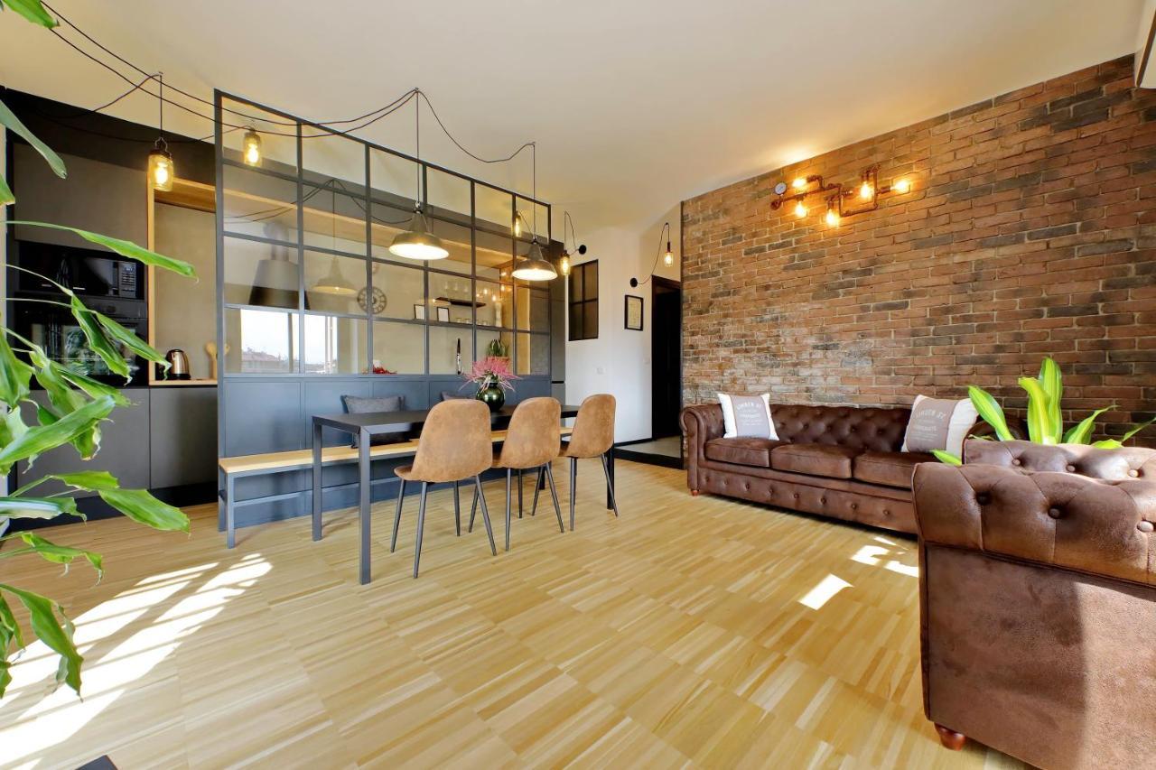 Ych-trilocale Stile Industriale * Rome