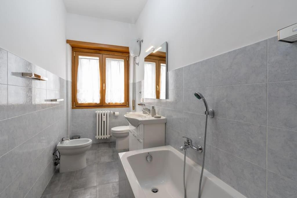 4season Enchanting Balduina's Pent Center *