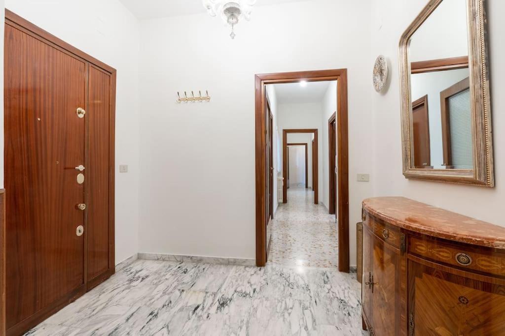 4season Enchanting Balduina's Pent Center