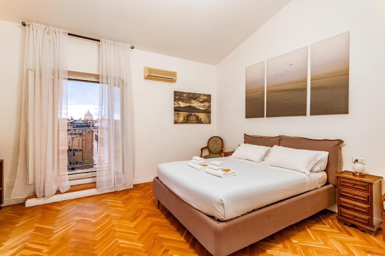 Skyline Penthouse With Private Rooftop Leilighet Roma