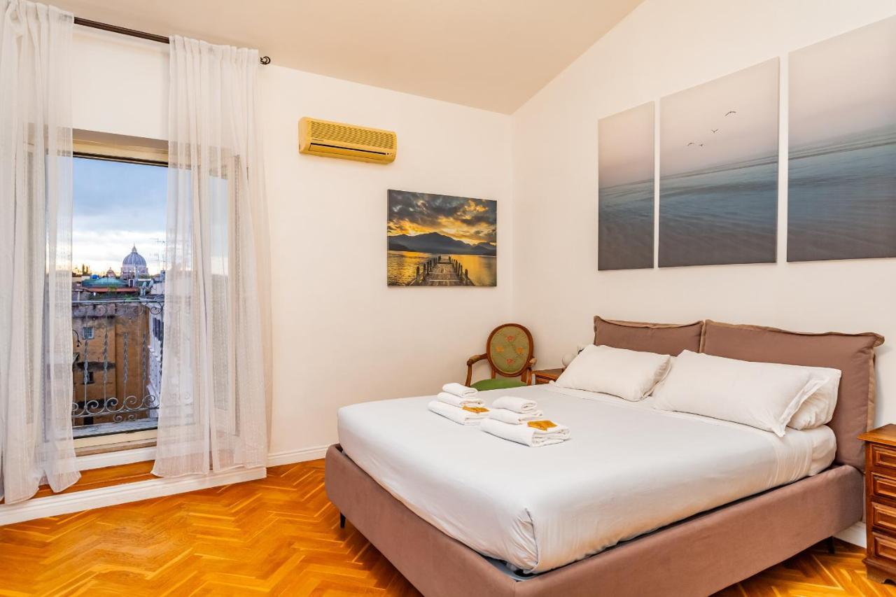 Skyline Penthouse With Private Rooftop Leilighet