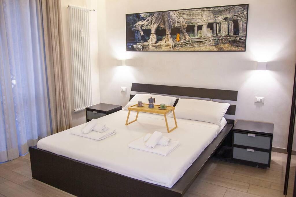 Chic And Elegant Near Metro Station Rom