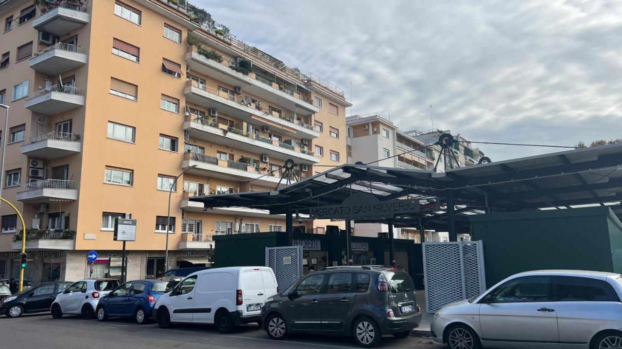 Apartment Silverius - Roma's Delightful