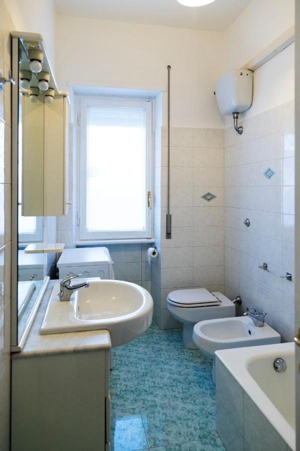 Aurelia Loris House * Roma