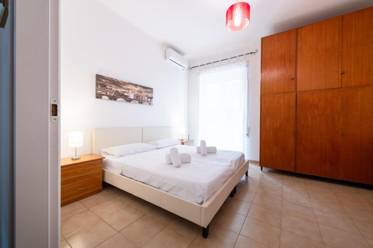 Lori House * Roma