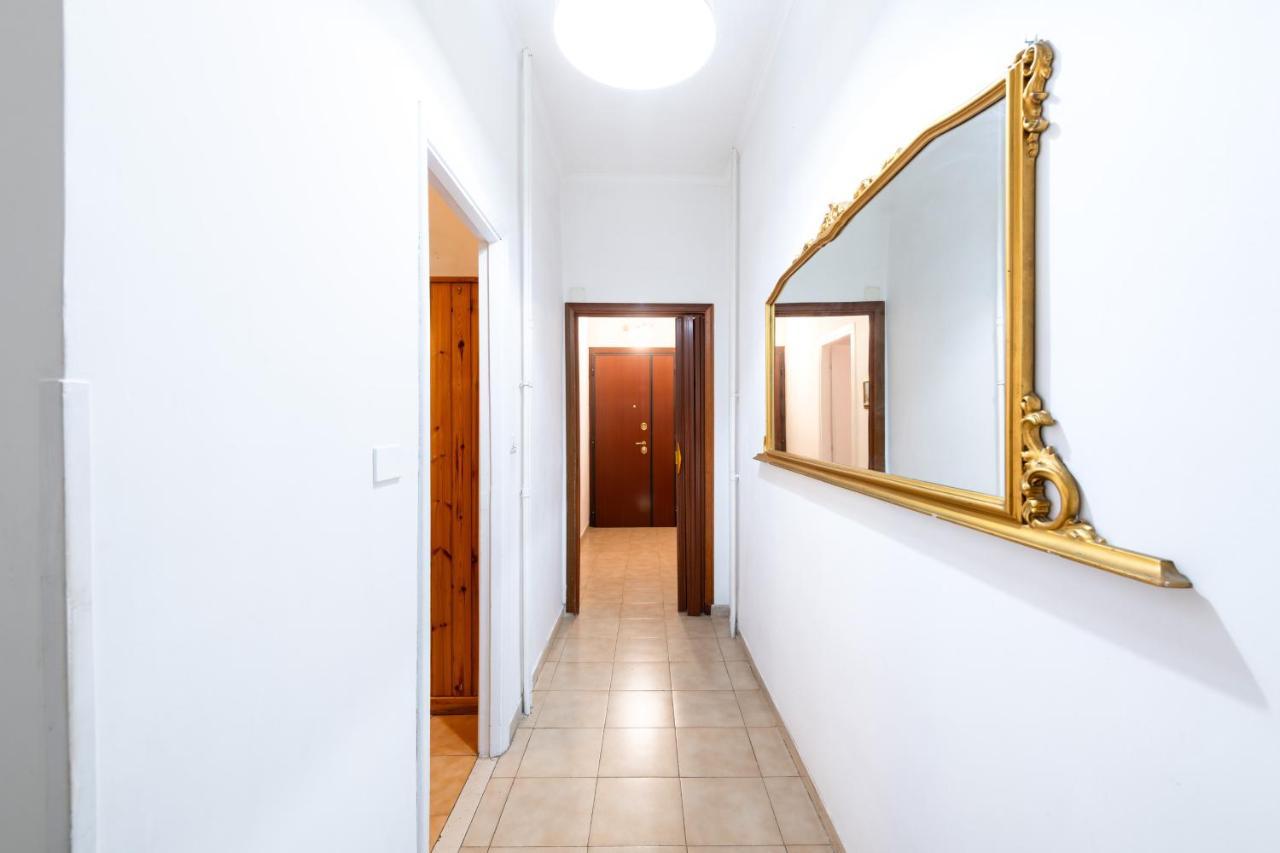 Lori House Roma