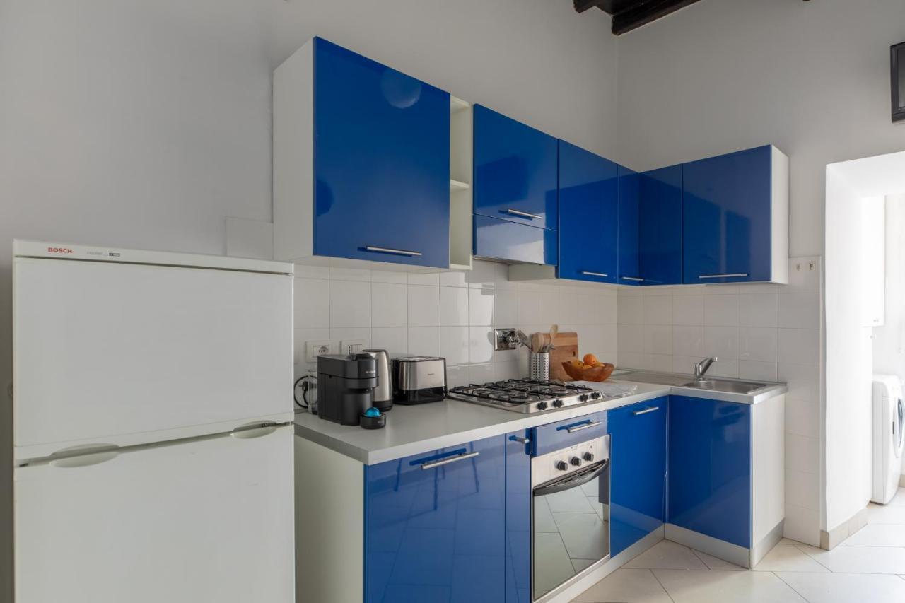 Iflat Monti's Paradise Apartment *