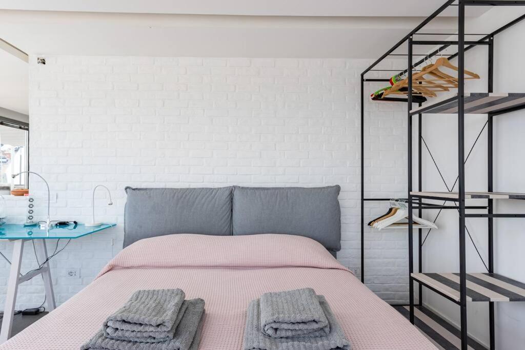 Trastevere Attic Raffaello's Apartamento *