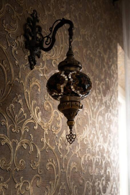 Merulana Penthouse: 5 Minutes Walk From Colosseum Apartamento *