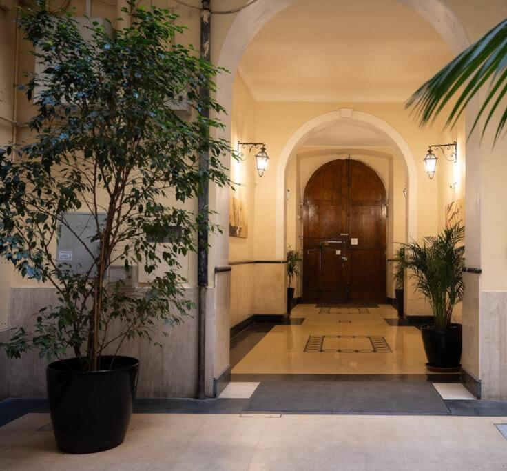 Apartamento Merulana Penthouse: 5 Minutes Walk From Colosseum Roma