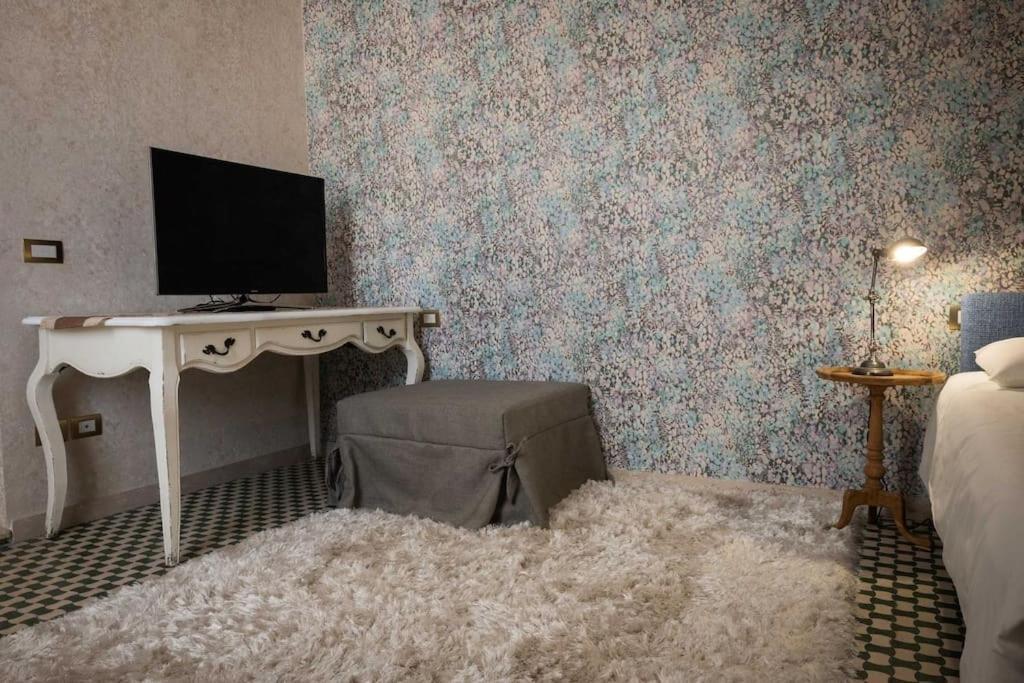 Apartamento Merulana Penthouse: 5 Minutes Walk From Colosseum